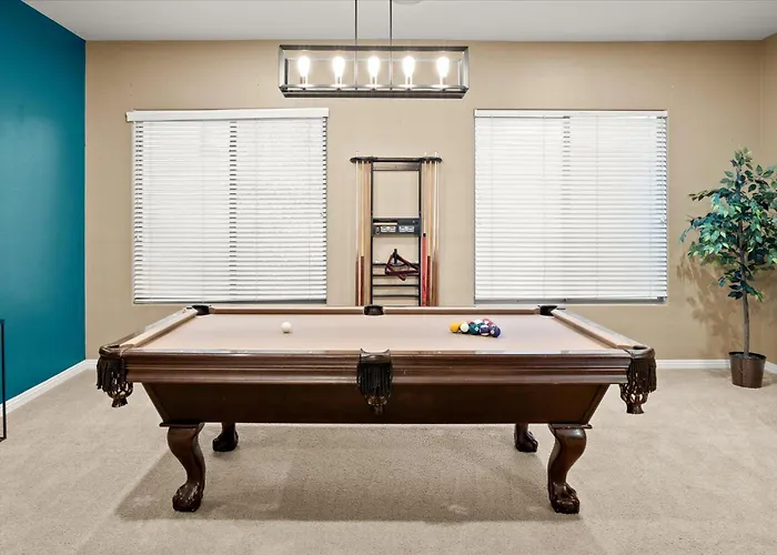 Movie Theater Pool Arcade Fire Pit * Glendale