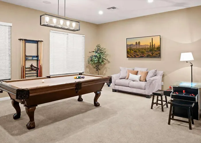 Movie Theater Pool Arcade Fire Pit Ferienhaus